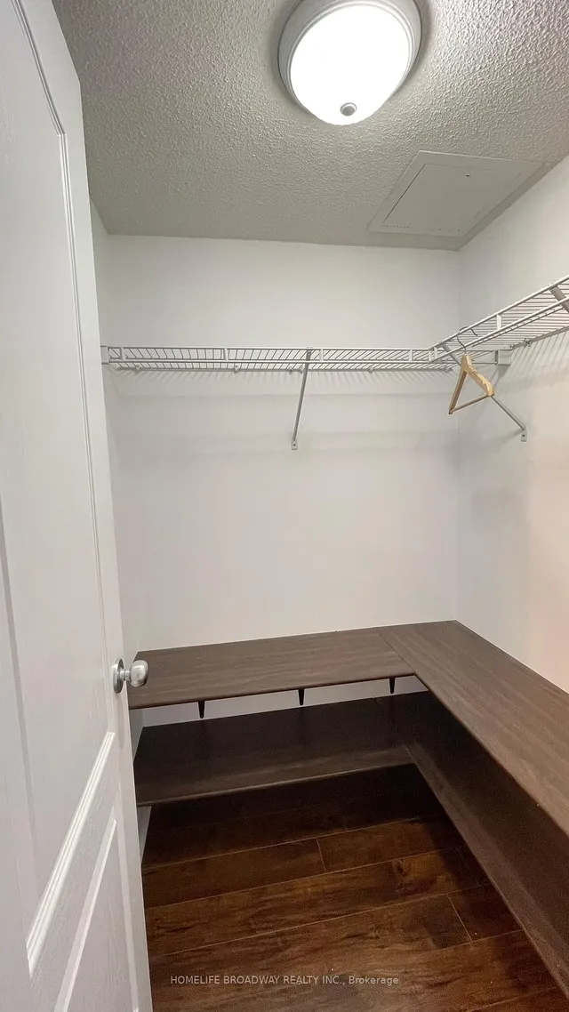 Additional image 22 of 1 Rean Dr Unit 8