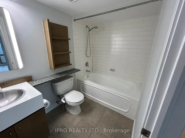 Additional image 39 of 10 Navy Wharf Crt Unit 612