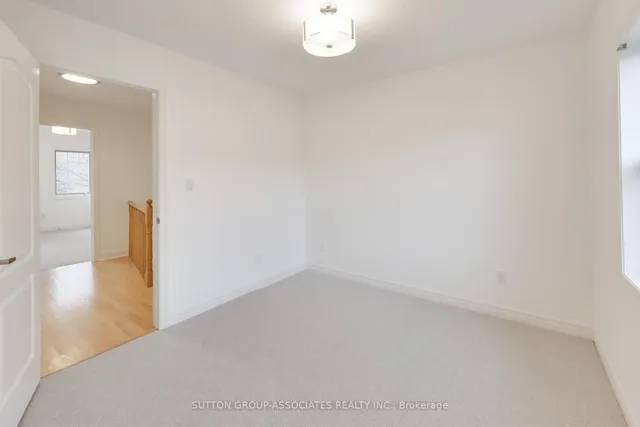 Additional image 40 of 70 Guildwood Pkwy Unit 4