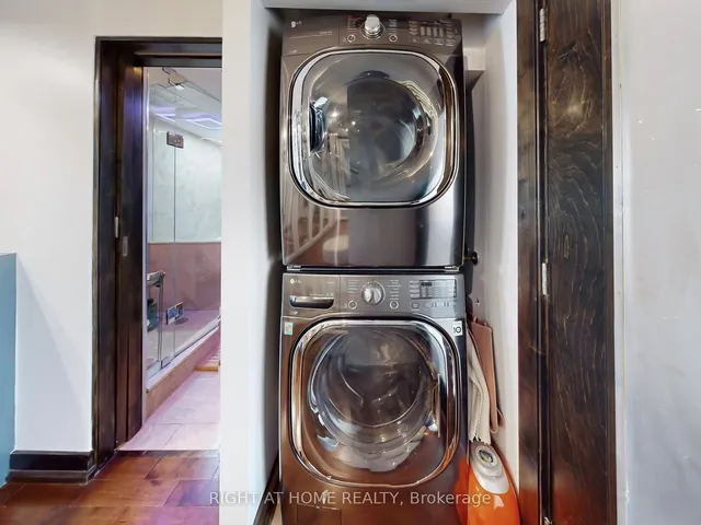 Additional image 39 of 77 Harbour Sq Unit 3408