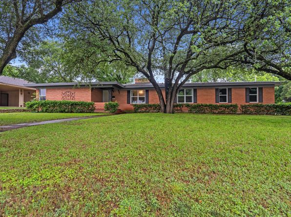 6525 Calmont Ave, Fort Worth, TX 76116