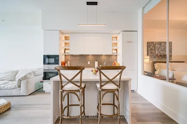 Additional image 12 of 32 Davenport Rd Unit 2406