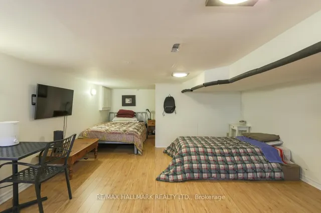 Additional image 37 of 129 Brunswick Ave