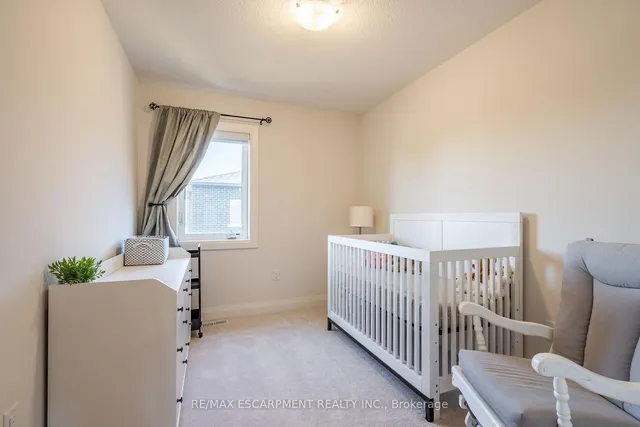 Additional image 25 of 16 Raspberry Lane