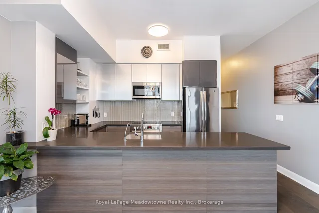 Additional image 6 of 33 Shore Breeze Dr Unit 3504