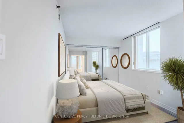 Additional image 17 of 38 Elm St Unit 2710