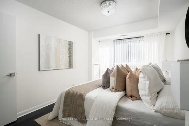 Additional image 23 of 18 Beverley St Unit 322