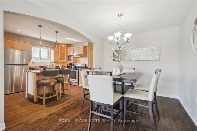 Additional image 13 of 43 Yorkdale Cres