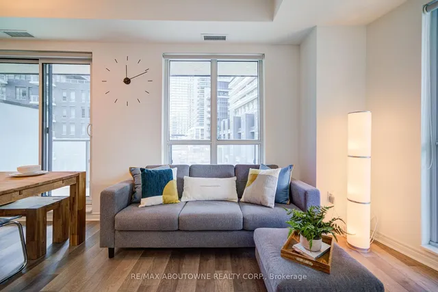 Additional image 7 of 39 Annie Craig Dr Unit 305