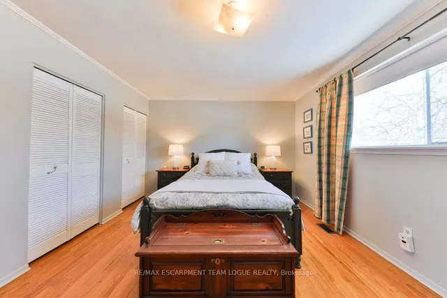 Additional image 21 of 1292 Elgin Cres