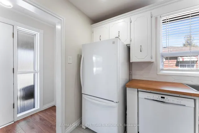 Additional image 15 of 21 White Abbey Park