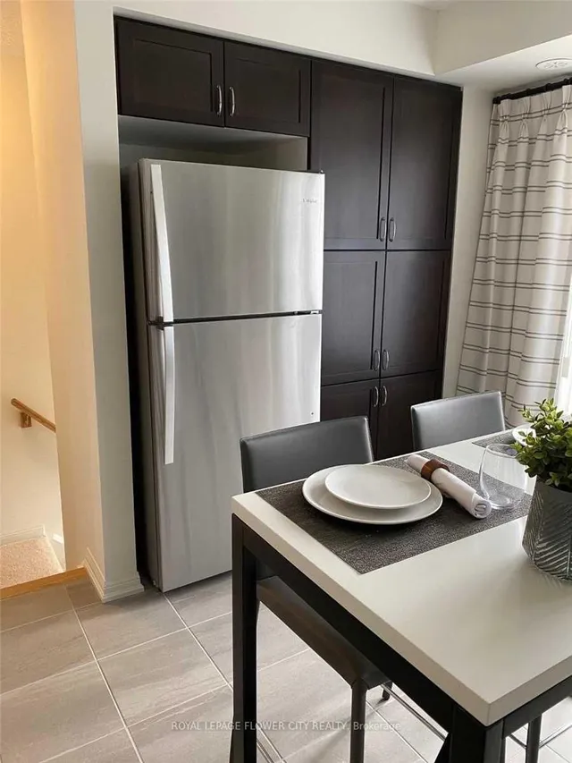 Additional image 7 of 250 Sunnymeadow Blvd Unit 52