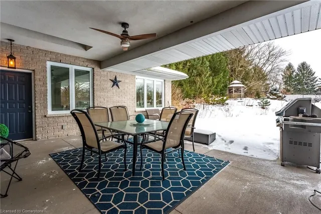 Additional image 41 of 715 Robson Rd