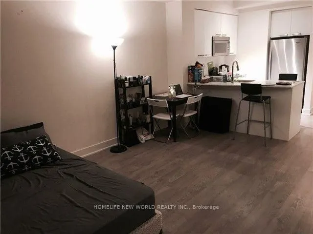 Additional image 4 of 30 Roehampton Ave Unit 1803