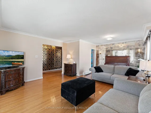 Additional image 6 of 112 Waterloo Ave