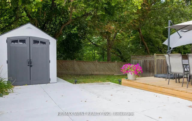 Additional image 30 of 94 Primula Cres