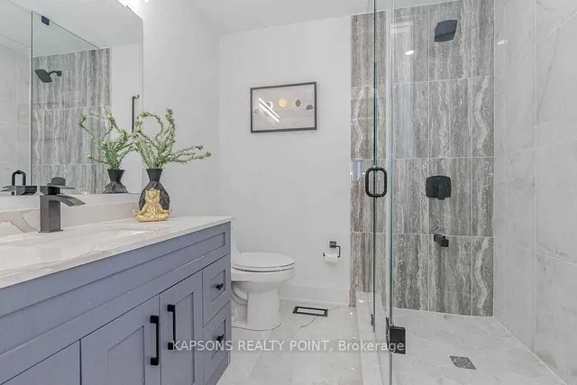 Additional image 22 of 137 Mcmurchy Ave