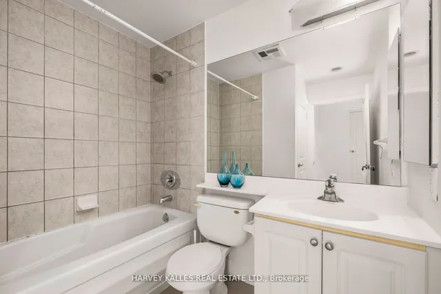 Additional image 22 of 58 Marine Parade Dr Unit 340