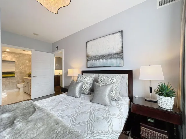 Additional image 19 of 28 Linden St Unit 1705