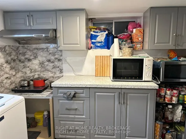 Additional image 15 of 886 West 5th St