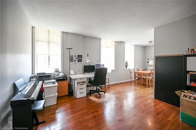 Additional image 17 of 36 James St Unit 905