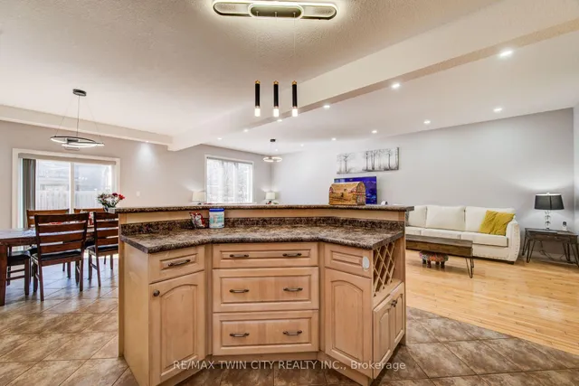 Additional image 16 of 144 Udvari Cres