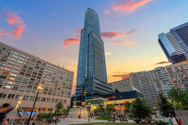 Additional image 38 of 386 Yonge St Unit 2516