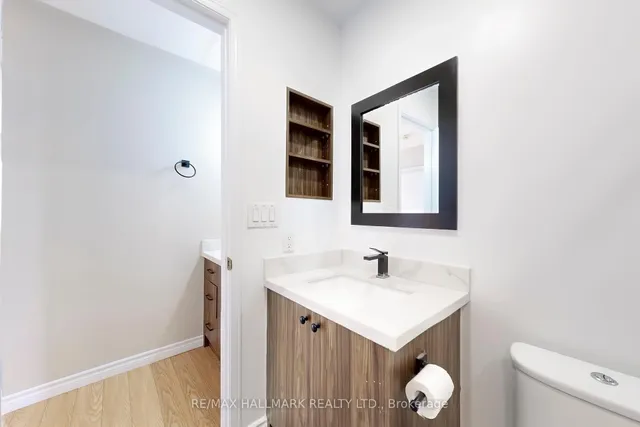 Additional image 22 of 83 Mondeo Dr Unit 307