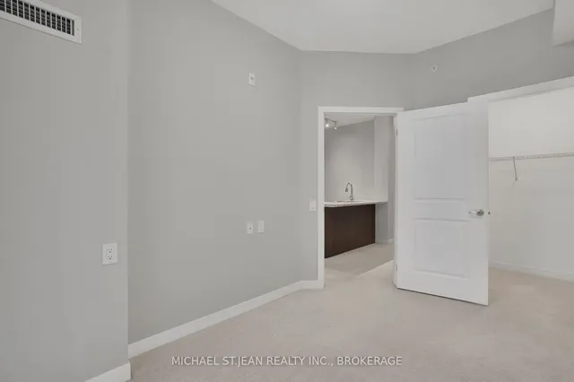 Additional image 26 of 85 Robinson St Unit 702