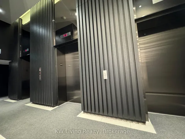 Additional image 19 of 158 Front St Unit 517