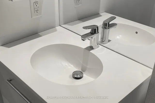 Additional image 25 of 15 Grenville St Unit 1205