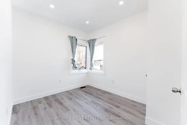 Additional image 23 of 102 Guestville Ave