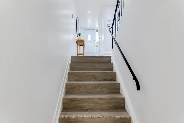 Additional image 26 of 4 Bradbrook Rd Unit 2