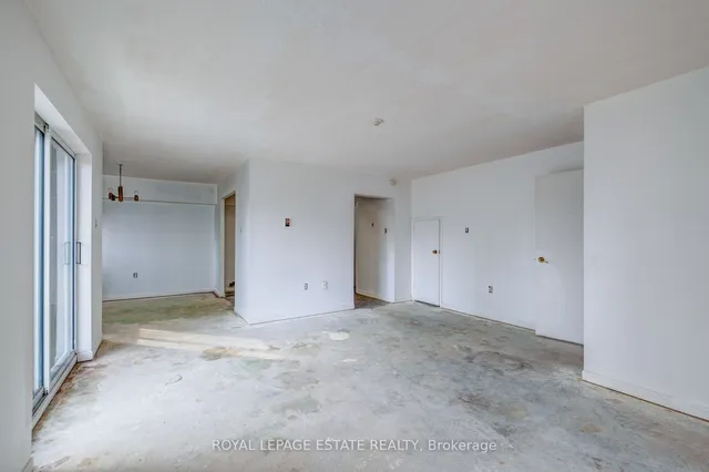 Additional image 4 of 110 Ling Rd Unit #15