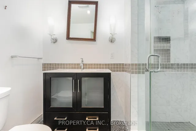 Additional image 18 of 35 Combermere Dr