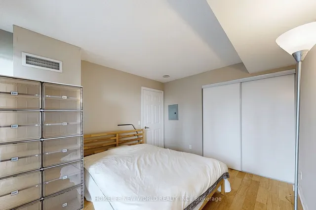 Additional image 16 of 763 Bay St Unit 2301