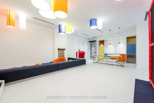 Additional image 29 of 130 River St Unit 1905