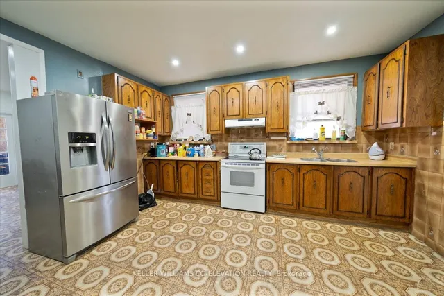 Additional image 16 of 172 Oakwood Ave