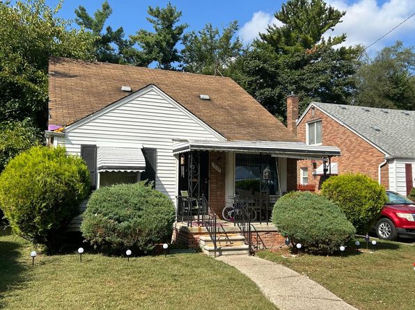 19523 Huntington Rd, Detroit, MI 48219