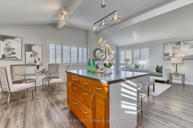 Additional image 23 of 425 CANTERBURY Cres