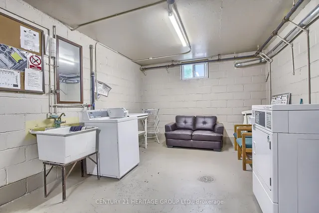 Additional image 31 of 2418 New St Unit 8