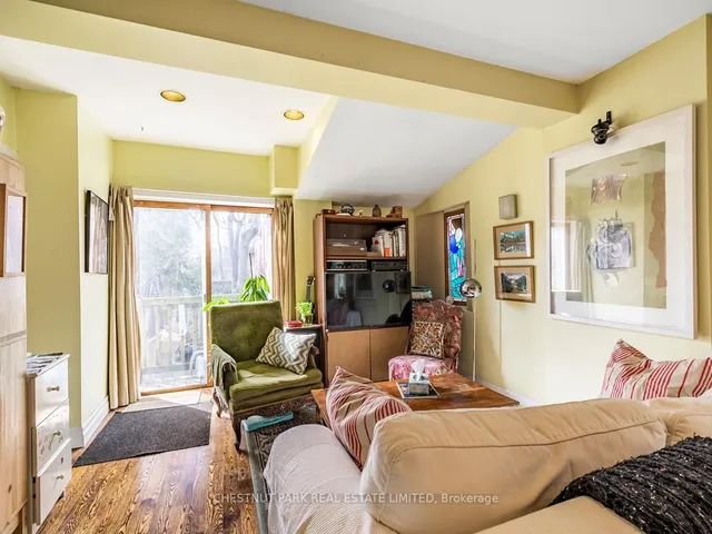 Additional image 9 of 657 Davenport Rd