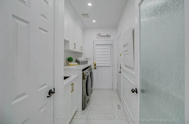 Additional image 18 of 174 Bayhampton Dr