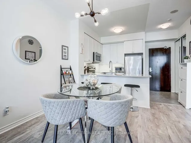 Additional image 8 of 25 Lower Simcoe St Unit 305