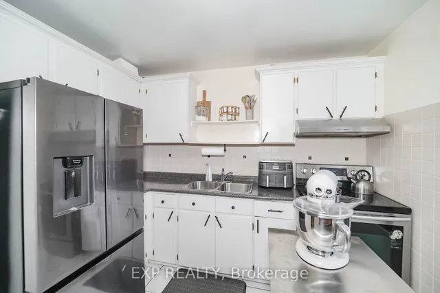 Additional image 14 of 55 Hollyberry Tr