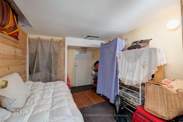 Additional image 23 of 356 Dupont St