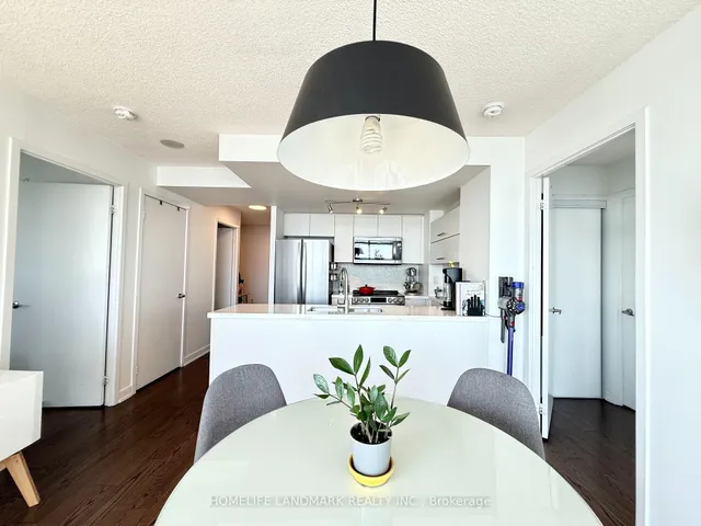 Additional image 7 of 15 Fort York Blvd Unit 2610