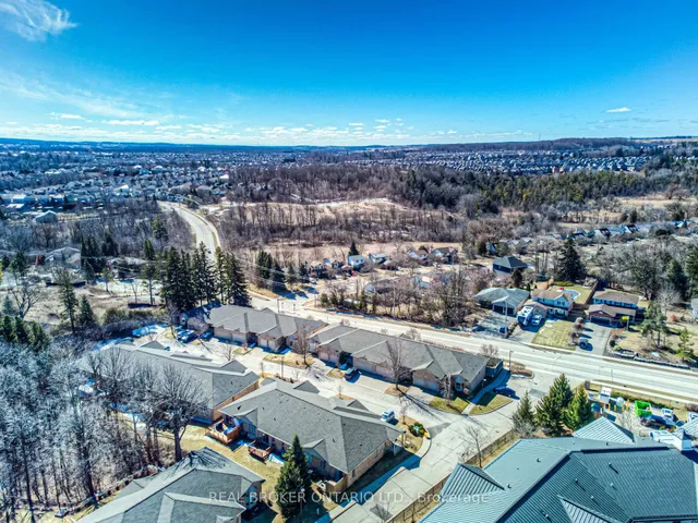 Additional image 46 of 900 Doon Village Rd Unit 4