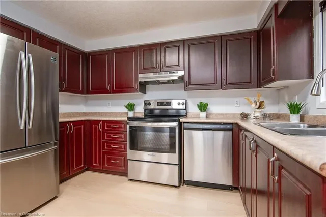 Additional image 17 of 14 Winding Meadow Crt