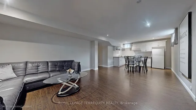 Additional image 42 of 84 Wendell Ave